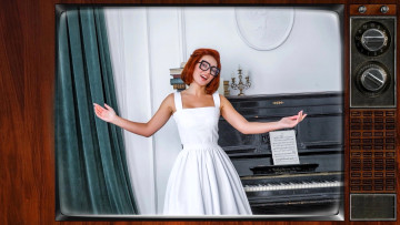 Картинка девушки анна+шаховская телевизор песня платье очки косплей наряд образ пианино