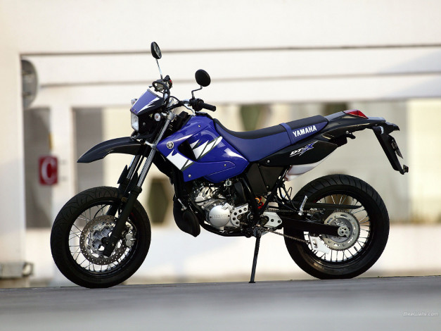 Обои картинки фото мотоциклы, yamaha