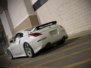 Картинка автомобили nissan datsun