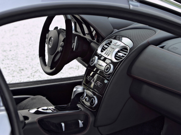 Обои картинки фото mercedes, mclaren, slr, 722, автомобили, интерьеры