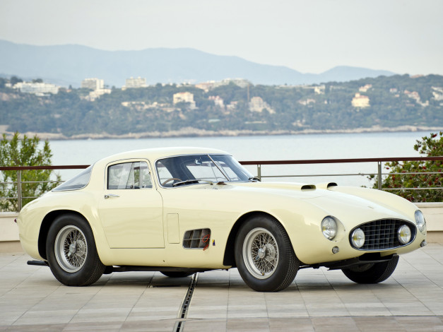 Обои картинки фото автомобили, ferrari, berlin