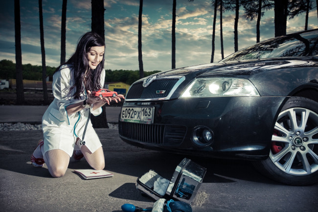 Обои картинки фото автомобили, авто, девушками