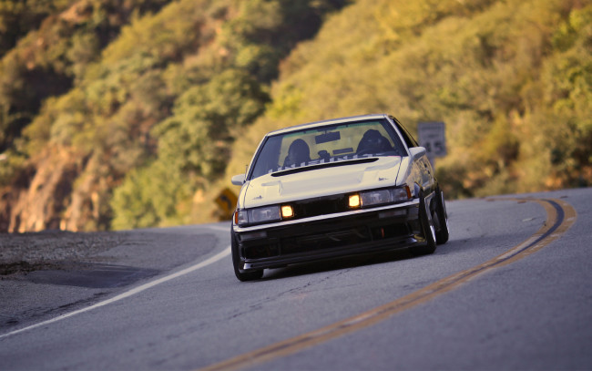 Обои картинки фото автомобили, toyota