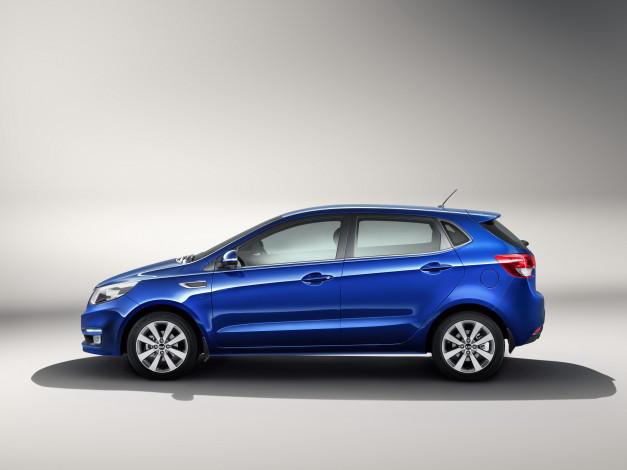 Обои картинки фото автомобили, kia, rio, 5-door, cis-spec, qb, 2015г, синий