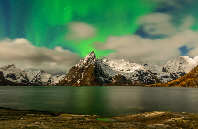 Обои картинки фото природа, северное сияние, ночь, сполохи