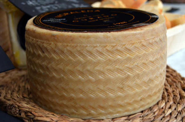 Обои картинки фото еда, сырные изделия, сыр