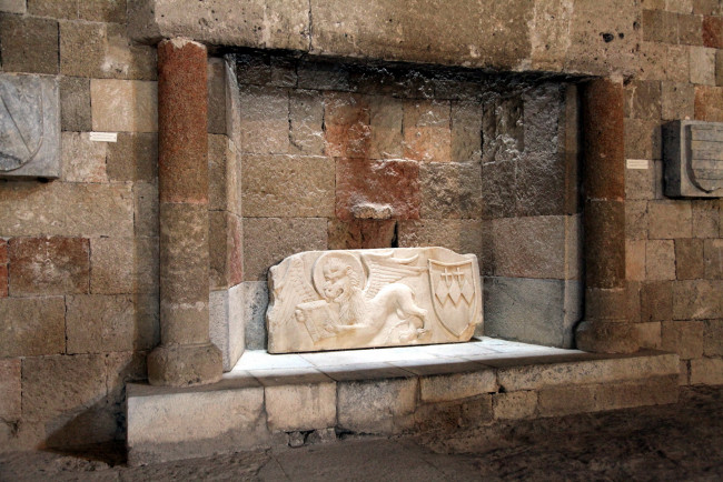 Обои картинки фото разное, рельефы,  статуи,  музейные экспонаты, рельеф