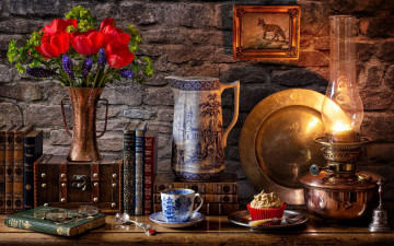 Картинка еда натюрморт лампа букет блюдо кекс