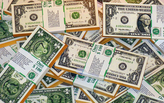 Обои картинки фото разное, золото,  купюры,  монеты, доллары, пачки, много