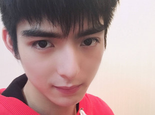 Картинка мужчины wang+hao+xuan ван хаосюань wang hao xuan