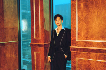 Картинка мужчины xiao+zhan актер костюм окна