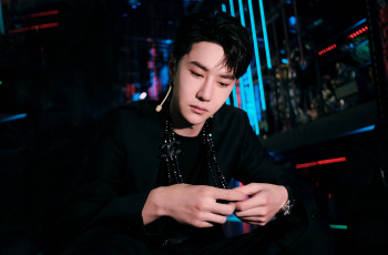 Картинка мужчины wang+yi+bo ван ибо wang yi bo