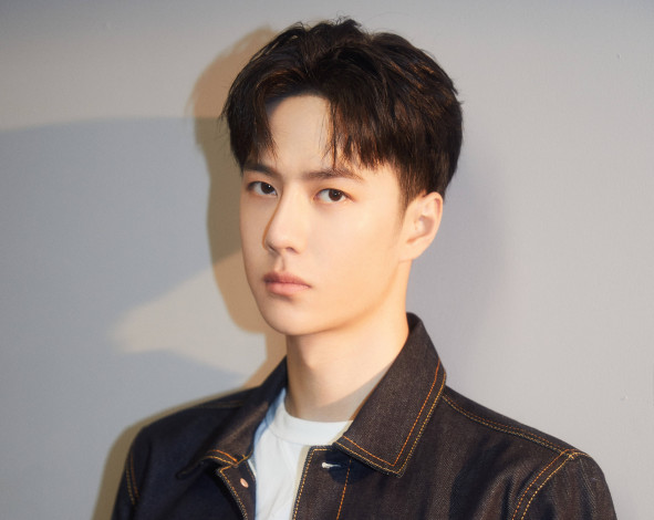 Обои картинки фото мужчины, wang yi bo, ван, ибо, wang, yi, bo