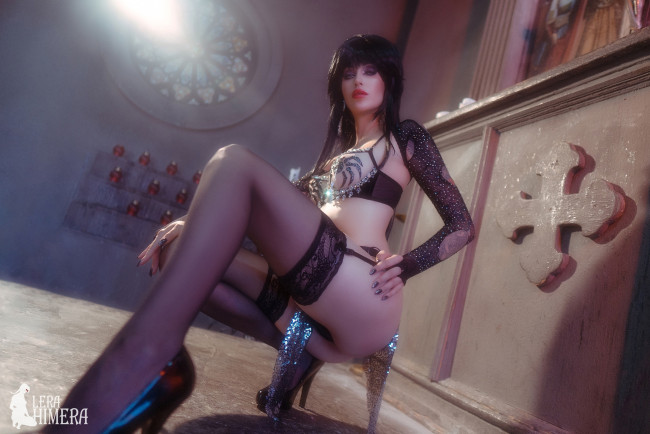 Обои картинки фото lera himera, девушки, valery himera , девушка, женщина, брюнетка, темноволосая, сексуальная, модель, звезда, позирует, разная, обувь, верхняя, стильная, одежда, нижнее, эротическое, бельё, трусы, лифчик, колготки, чулки, аксессуары, макияж, и, множество, элементов, на, фотографии