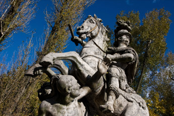 Картинка города памятники скульптуры арт объекты