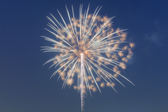 Картинка разное салюты фейерверки