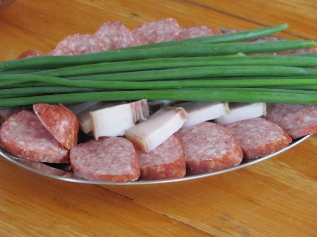 Обои картинки фото еда, колбасные, изделия