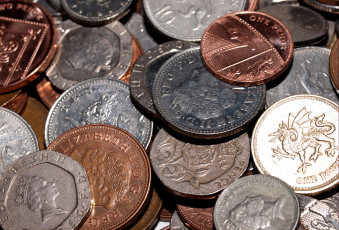 Картинка разное золото купюры монеты