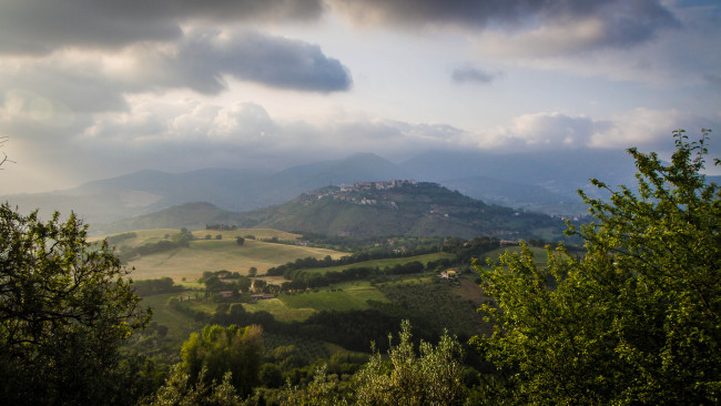 Обои картинки фото scenic, outlook, from, poggio, nativo, природа, горы, холмы, поля, ласа, небо, тучи