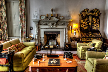 Картинка интерьер гостиная камин