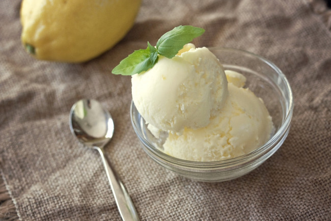 Обои картинки фото еда, мороженое, десерты, мята