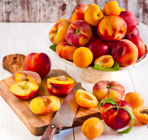 Обои картинки фото еда, персики,  сливы,  абрикосы, абрикосы