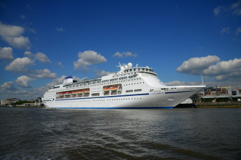 Картинка columbus корабли лайнеры круиз лайнер