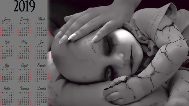 Обои картинки фото календари, фэнтези, calendar, трещина, взгляд, кукла, рука