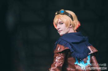 Картинка мужчины -+unsort косплей очки блондин