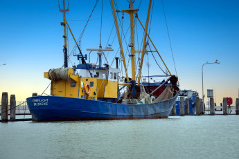 обоя корабли, траулеры,  сейнеры,  плавбазы, рыболовное, судно