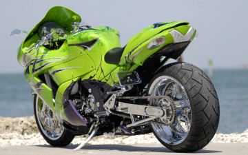 обоя kawasaki ninja zx-14, мотоциклы, kawasaki, байк, зеленый, площадка, море