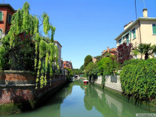 Картинка города улицы площади набережные