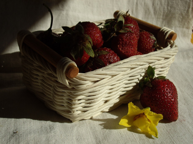 Обои картинки фото еда, клубника, земляника