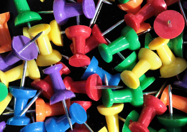 Обои картинки фото разное, канцелярия, книги, кнопки