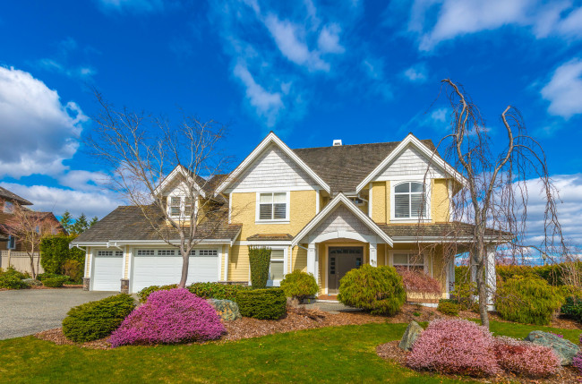 Обои картинки фото города, - здания,  дома, ландшафт, особняк, дизайн, газон, дорожка