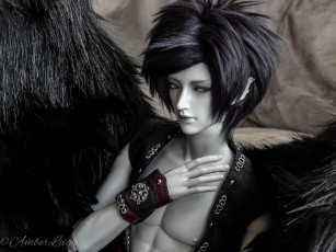 Картинка разное игрушки темный ангел брюнет парень кукла крылья