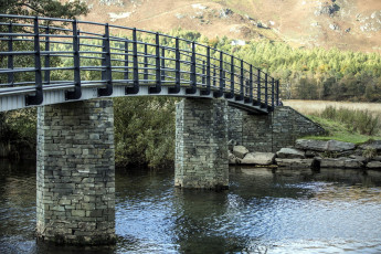 Картинка города -+мосты камни мост река