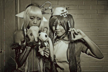 Картинка календари компьютерный+дизайн копслей 2019 calendar женщина шприц медсестра двое девушка азиатка