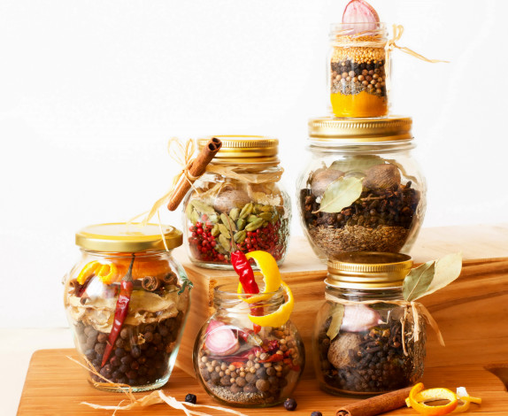 Обои картинки фото еда, крупы, зерно, специи, семечки, банки