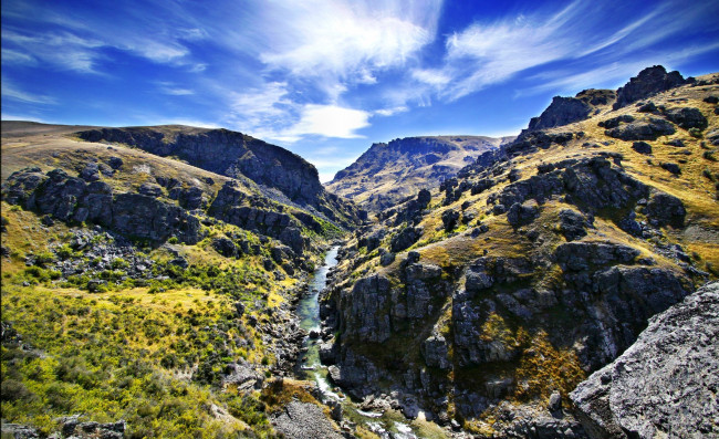 Обои картинки фото nevis, river, gold, mine, tailings, природа, реки, озера, облака, река, ущелье, горы