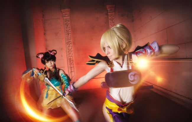 Обои картинки фото девушки, -unsort , креатив, оружие