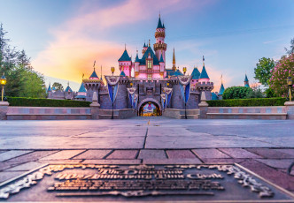 Картинка города диснейленд замок площадь