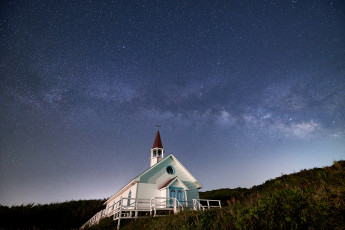 Картинка города -+здания +дома млечный путь дом ночь небо звёздное
