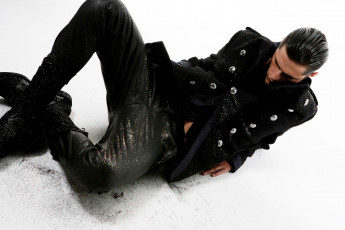 обоя sean opry, мужчины, модель, пальто, брюки, парень, блестки