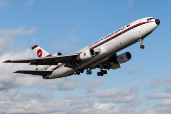 Картинка авиация пассажирские+самолёты взлет авиалайнер