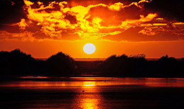 Картинка природа восходы закаты закат облака озеро
