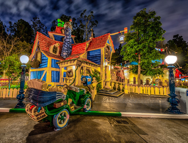 Обои картинки фото города, диснейленд, развлечения, парк, ночь