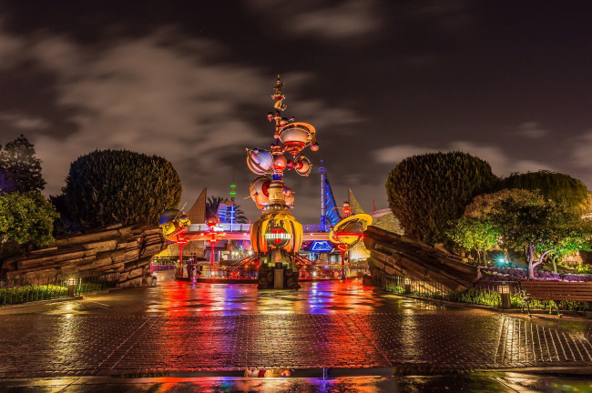 Обои картинки фото города, диснейленд, парк, ночь