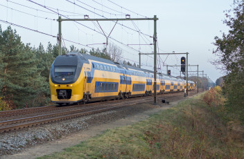 Картинка техника электровозы состав локомотив рельсы