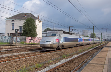 Картинка техника электровозы состав локомотив рельсы